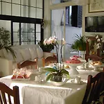 Nicolaus 3* Bari