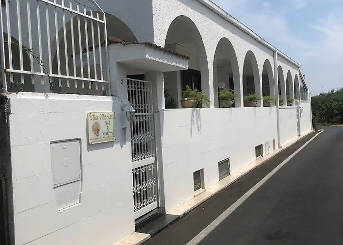 Alojamento de Acomodação e Pequeno-almoço Nicolaus 4*